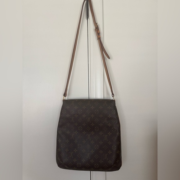 Louis Vuitton Musette Salsa GM - Picture 2 of 13